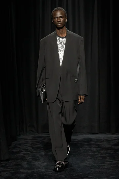 Look 51